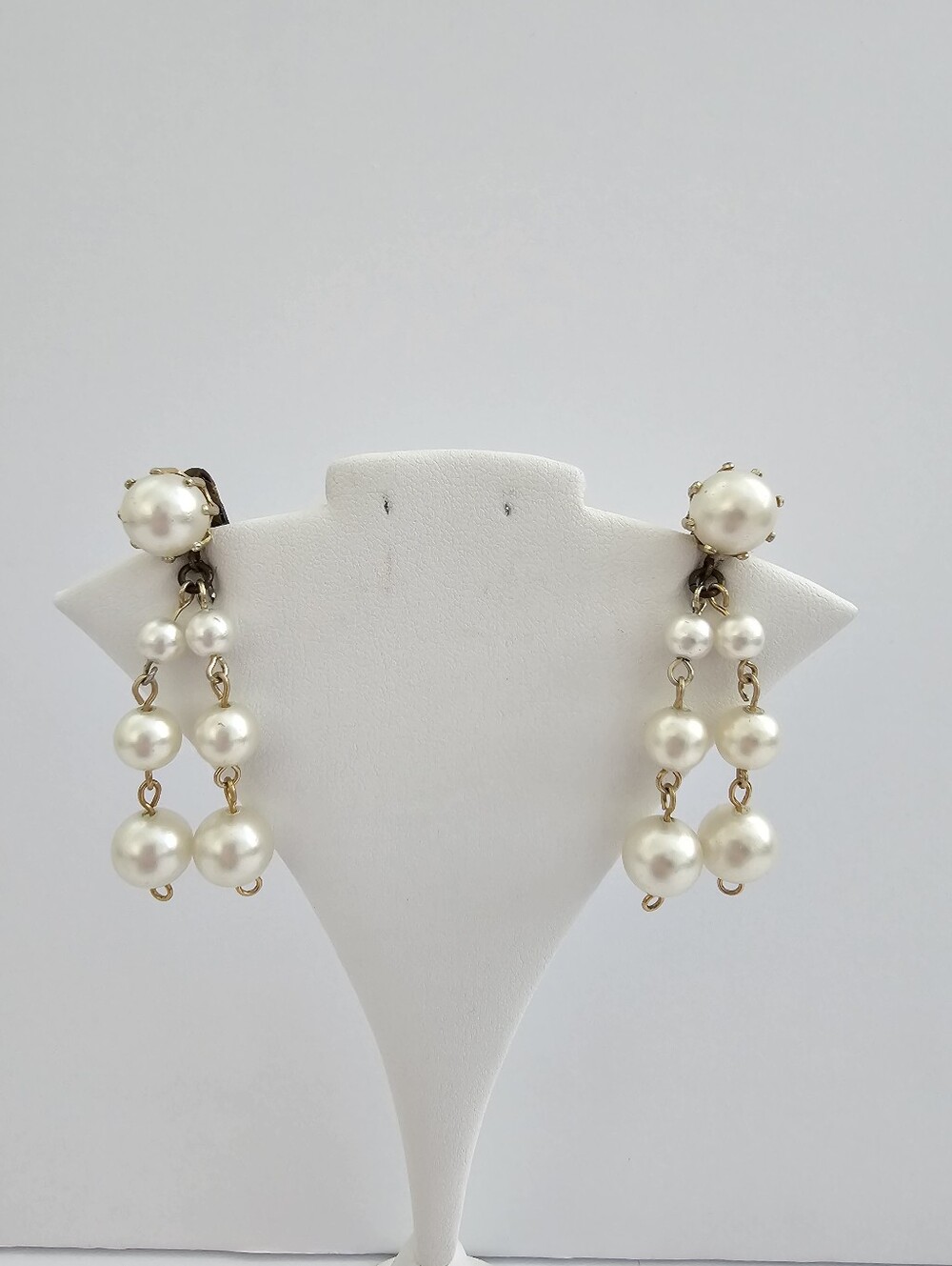 Vintage 1950s Bride Coquette Faux Pearl Tiered Chandelier Drop Clip-On Earrings